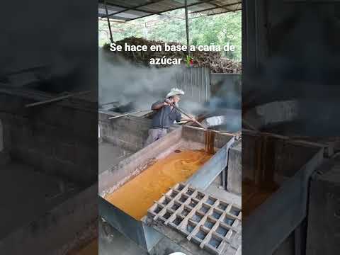 Haciendo papelón o panela artesanal en el estado #Táchira #Venezuela 🇻🇪 #TachiraNatural