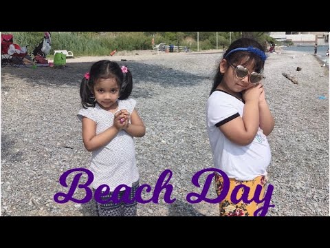 Sarah & Soha Beach Day 🏖