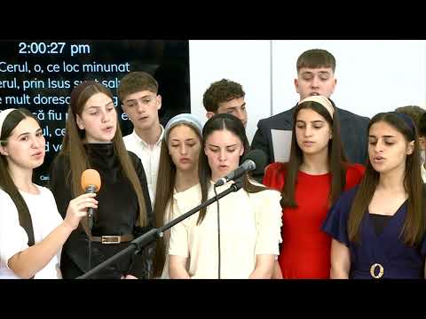 Grupul de adolescenţi ai bisericii Elim Londra.  Botez Nou Testamental. 25.05.2025.