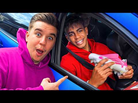 Sorprendí a Lamine Yamal con otras Botas de Fútbol Personalizadas!