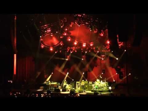 Phish | 06.18.10 | Theme From the Bottom | Comcast Theatre - Hartford, CT