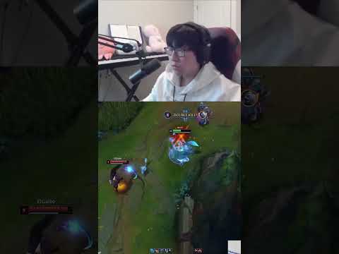 the most disgusting Ahri build ever seen (1v3) 😈 #leagueoflegends