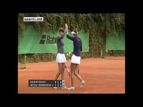 Adriana Sosnovschi si Anastasia Detiuc