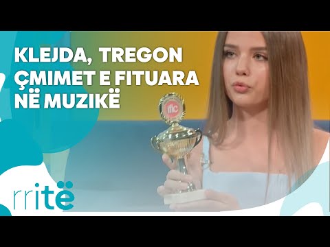 Klejda, me entuziazëm tregon çmimet e fituara në muzikë