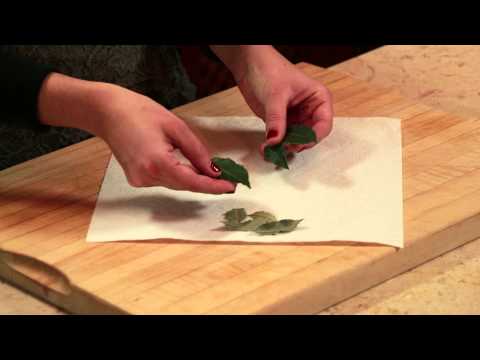 How to Dry Bay Leaves : Perfect Dinners & Kitchen Tips