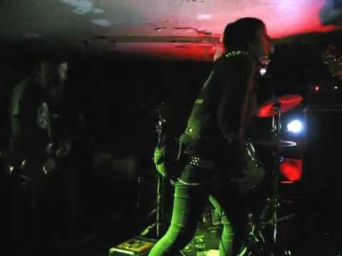 Nü-klē-ər Blast Suntan - Live at Morgue 3.24.2012