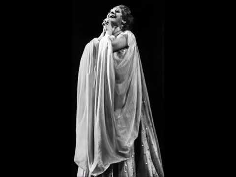 Bellini - Norma - Sgombra è la sacra selva - Fiorenza Cossotto (Berlin, 1967)