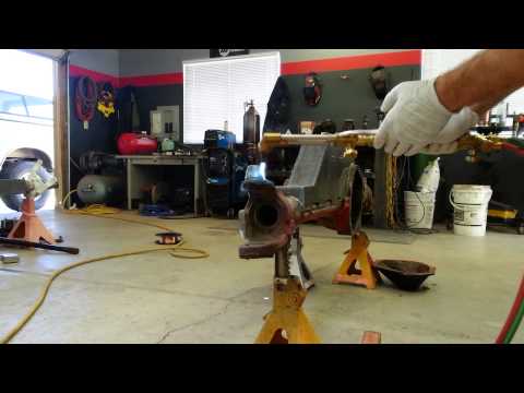 Dana 60 upper kingpin removal