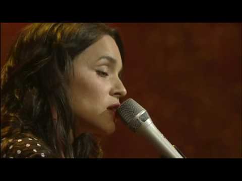 Norah Jones - Don't Know Why Live 2007.