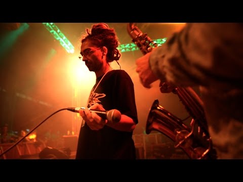 Reggae bus #4 with Rootsman sax and Taiwan MC on Blackboard sound