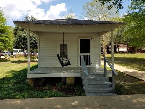 The House Elvis Was Born In  - Tupelo Mississippi