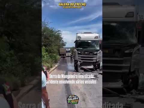 O que uma Ultrapassagem proibido pode Causar - colisão entre duas carretas na BR 242