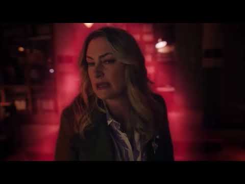 Riverdale 6x15 Betty her mother Alice argue about polly children ther life’s.