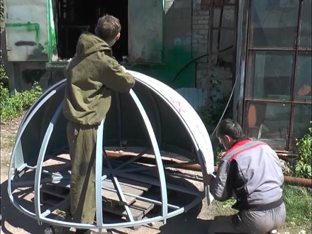 Купол обшивается, самолеты готовы