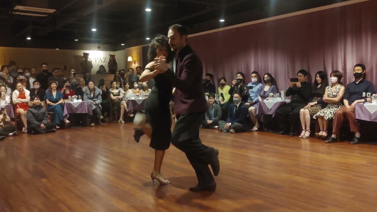 [Juan D'Arienzo, Héctor Maure - Tierrita] Gianpiero Galdi & Lorena Tarantino