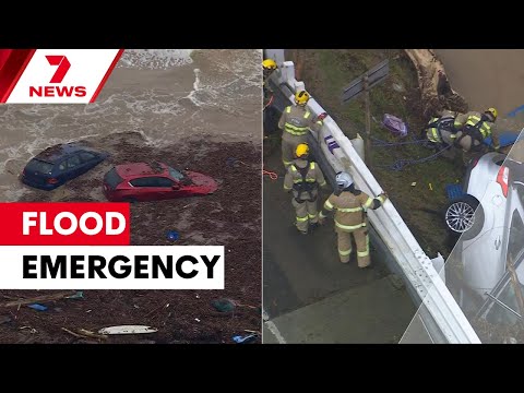 Major emergency unfolding on the Great Ocean Road, freak deluge wipes out coastal towns | 7NEWS