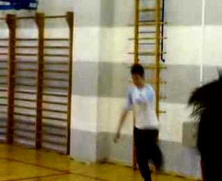 u mila SGRIDATO DALLA PROF. DI ED. FISICA