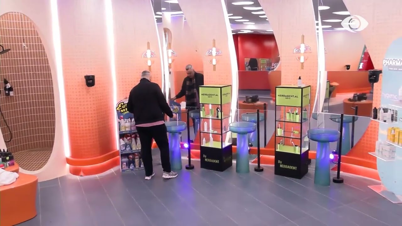 Finalen e arrin po dole vetëm/ Rogerti i drejtohet Brikenës, banorja: Mos më fol…