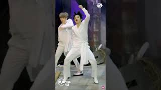 Download lagu jimin jk and RM dance video #bts# main tera boyfriend tum meri girlfriend song #bts mp3