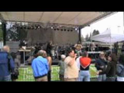 Pig Out - Slippery People