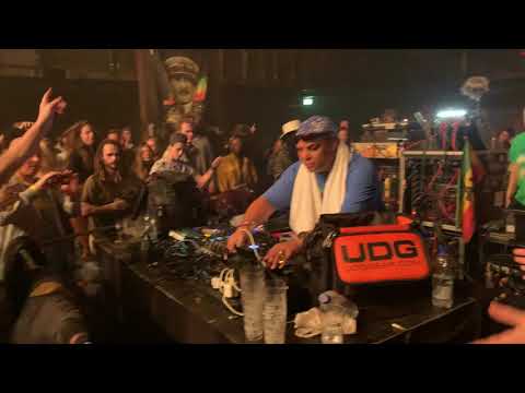Iration Steppas plays Dub Judah-Wake Up (King Alpha)@Amsterdam Dubweekender(6-12-2019)