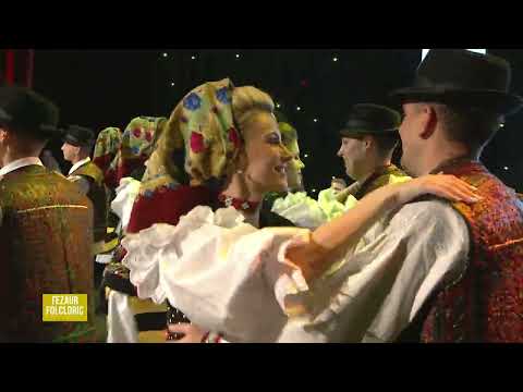 Ansamblul Folcloric Naţional Transilvania - Suită de jocuri din Maramureşul Voievodal (@TVR1)