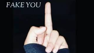 Download lagu Fake love story whatsapp mp3