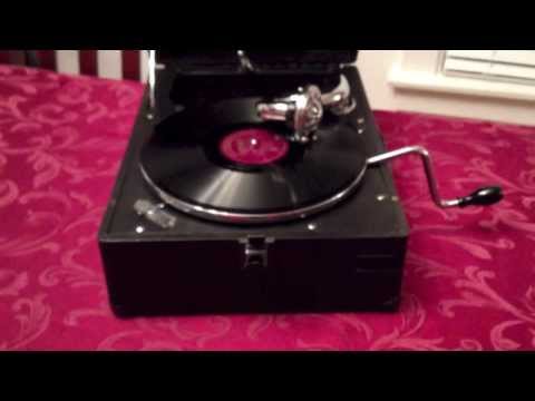 You're a Sweet Little Headache • Benny Goodman and His Orchestra (HMV 102 Portable Gramophone)