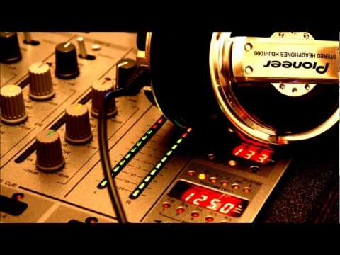 Luke Chable & Steve May - Rokit (Original Mix)