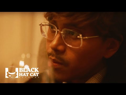 Luqman Podolski – Tak Sedar Diri (feat. SYA) [Official Music Video]