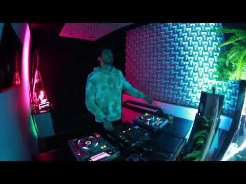 HOUSEVILLE SESSIONS #2 - In The Studio