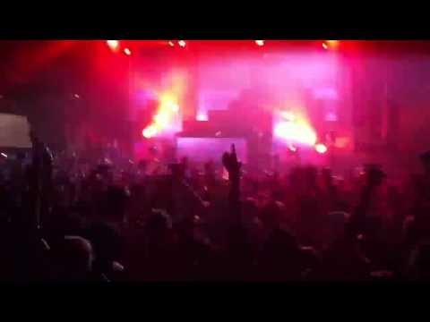 Axwell @ Roseland Ballroom - Blow up in The Deep (Axwell & Thomas Gold Remix)