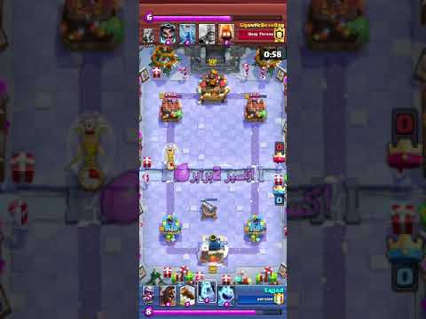 hog 2.6 clash royal 🤔 Level 10 vs level 12