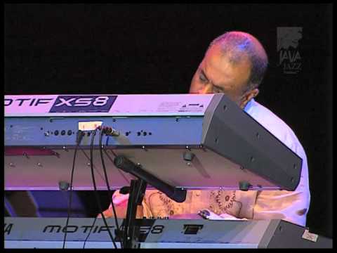 Tribute To Luther Vandross "Dance with my Father" at Java Jazz Festival 2009