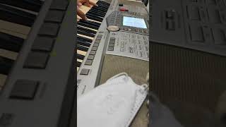 Download lagu Ojo di bandingke (piano instrumental) 😝 mp3