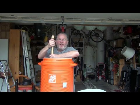 HBW 136: Brew Day, Hops and Tails of Whoa! And a Home Brew from Larmo22!