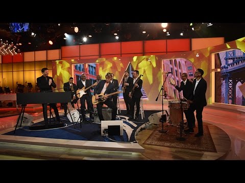 Harry and Keith Urban Jam!