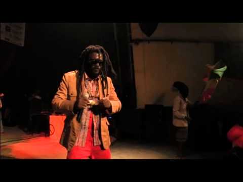 CHEZIDEK PERFORMING "ALL MY LIFE" AT SARAKASI DOME (KENYA)