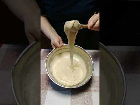 Torta di Prugne briciolata di croccantini alle mandorle