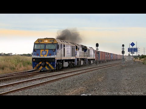 7922V SCT / SBR / WCL Container Train With EL & VL Class Locomotives  (17/12/2021) - PoathTV Railway