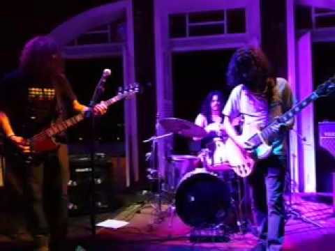 Augustine Azul - Amônia(Live @ Vila do Porto - Porto Instrumental - 17/01/2016)