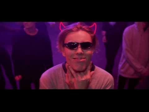 margiela - 5 piguł (official video)