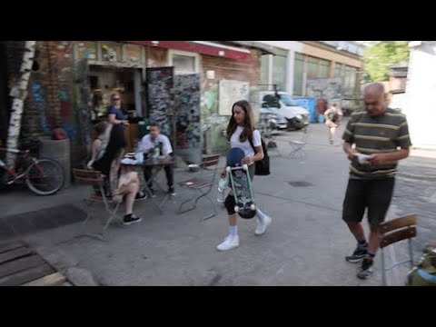 Skater Lilly Stoephasius, the youngest German woman at the Olympics