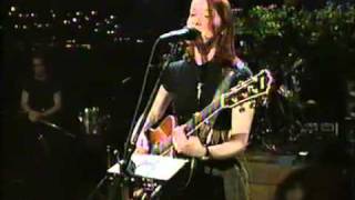 Suzanne Vega "Blood Sings" LIVE