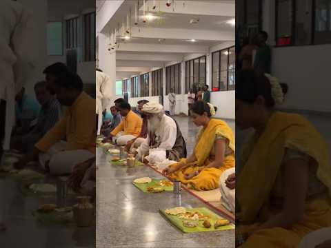 Today Thaipusham 2025 Sadhguru have Food in Bhikshahall 🙏🏼 #Sadhguru #Shorts #ishafoundation #Food