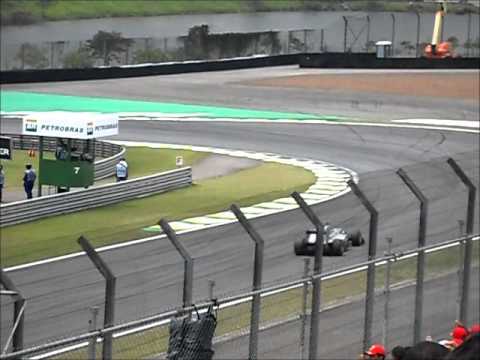 How the Formula 1 Blown Exhausts Sound Like - F1 2011