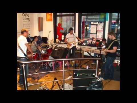Satellite State - 'Carry your own weight' (BBC Southern Counties Radio Session Sept 2007