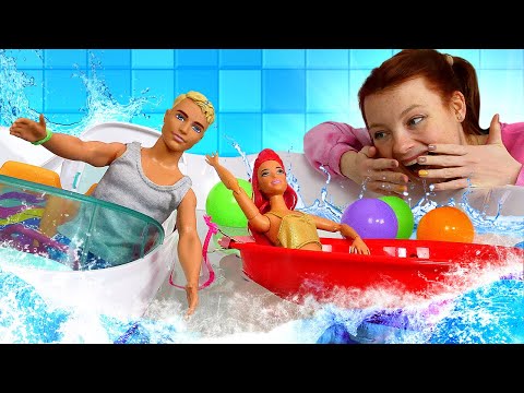 Barbie auf Deutsch. Puppen in Irenes Badezimmer. Puppen Video mit Irene