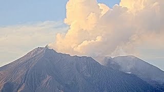 Japonya'da Sakurajima yanardağı patladı, kül bulutu Kagoshima semalarına yükseldi