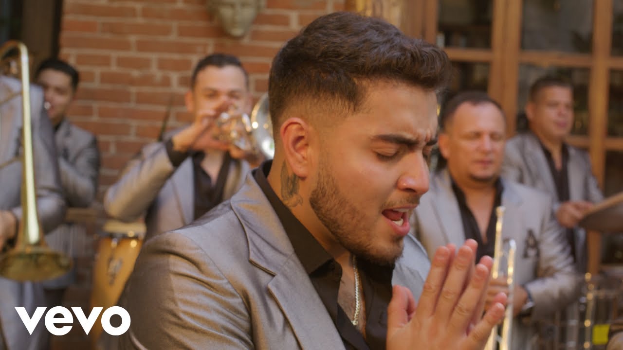 La Arrolladora Banda El Limón De René Camacho - Tu Reemplazo